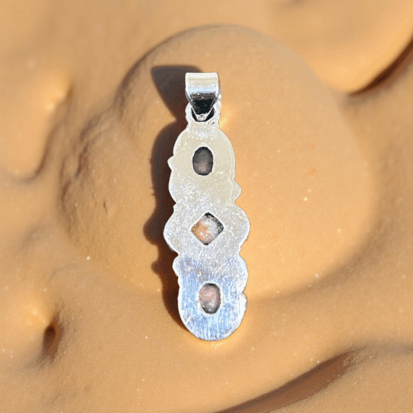 Triple Spiny Oyster Turquoise Dahlia Pendant. - Image 4