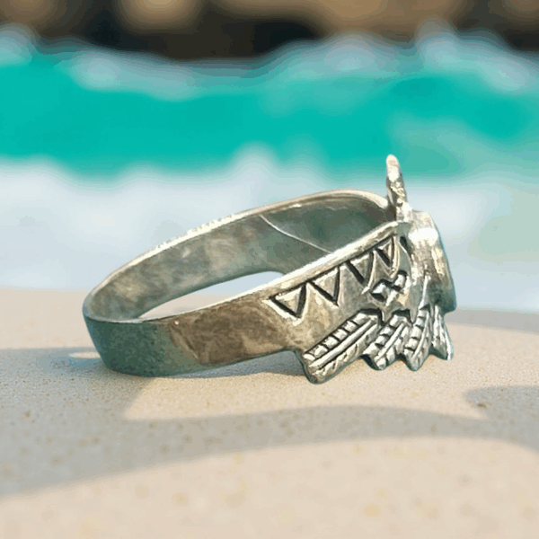 Sterling Silver Thunderbird Ring with Kingman Turquoise – Size 11.25 - Image 3