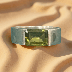 Verdant Heirloom – Estate Peridot Ring